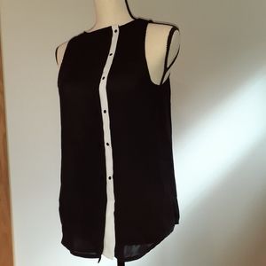 Dalian Collection Sleeveless Blouse